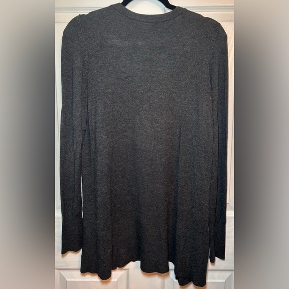 Forever 21 Long-Sleeve Button V-Neck Cardigan- Grey/ Size Medium - Picture 3 of 5